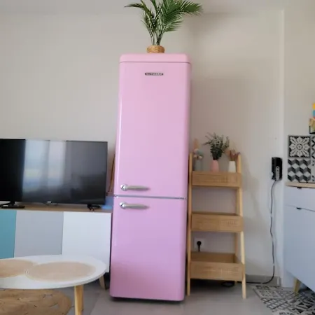 Cozy Beachfront Борм-ле-Мимоза